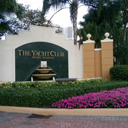 Yacht Club Aventura 2Br + 2Ba Apartment